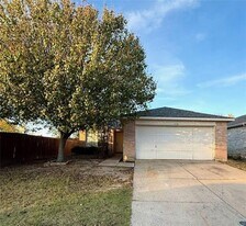 1710 White Oak Rd in Anna, TX - Building Photo