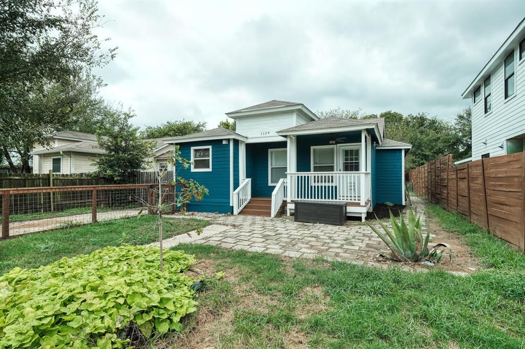 1124 Brookswood Ave in Austin, TX - Building Photo