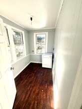 909 Oak St in Syracuse, NY - Building Photo - Building Photo