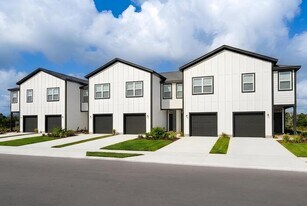 8697 Elmo Ln, Unit 1113 in Jacksonville, FL - Building Photo