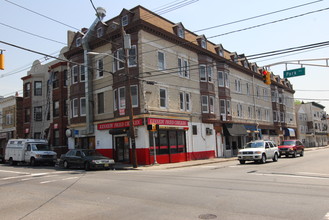 76 Park Ave in Paterson, NJ - Building Photo - Building Photo