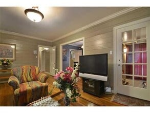 909 E 38th 1/2 St in Austin, TX - Building Photo - Building Photo