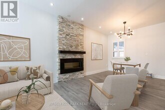 908 Eastern Ave in Toronto, ON - Building Photo - Building Photo