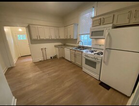 2098 Court Ave in Memphis, TN - Building Photo - Building Photo