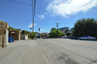 1126 Marion Ave in Los Angeles, CA - Building Photo - Other