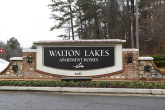 Walton Lakes in Atlanta, GA - Foto de edificio - Building Photo