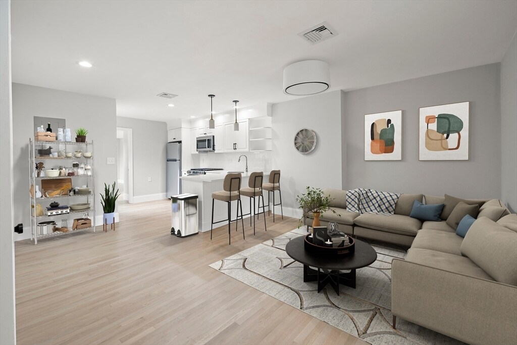 64 Trenton St, Unit #3 in Boston, MA - Building Photo