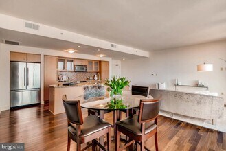 675 President St in Baltimore, MD - Building Photo - Building Photo