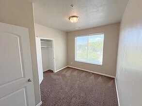 426 W 200 N St in Springville, UT - Building Photo - Building Photo