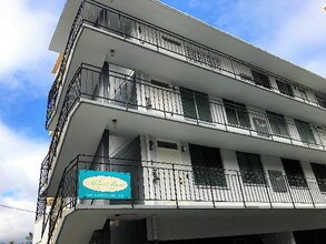 249 Lili?uokalani Ave-Unit -402 in Honolulu, HI - Building Photo - Building Photo