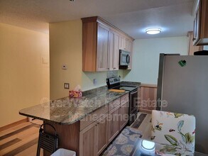 3031 Lois Dr in Anchorage, AK - Building Photo - Building Photo