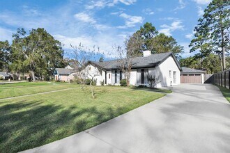 1971 Round Spring Dr in Humble, TX - Building Photo - Building Photo
