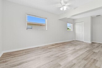 1462 7th St in West Palm Beach, FL - Building Photo - Building Photo