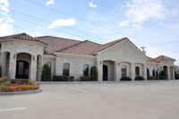 1658 W Grande Blvd in Tyler, TX - Foto de edificio - Building Photo