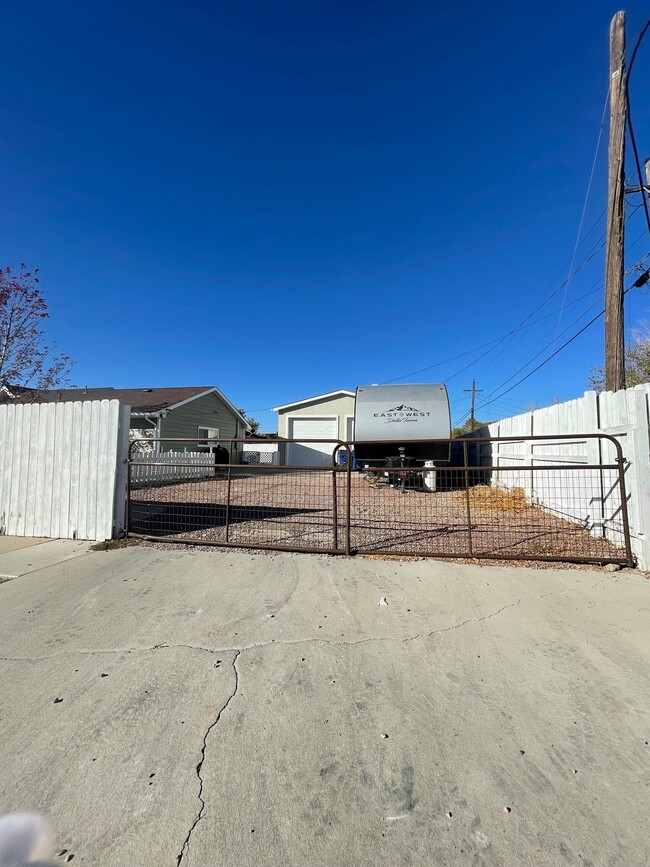 903 W 15th St in Pueblo, CO - Building Photo - Building Photo