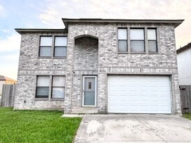 8732 Seneca Creek in Converse, TX - Building Photo
