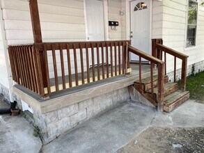 2322 Fairmont Ave in New Albany, IN - Building Photo - Building Photo