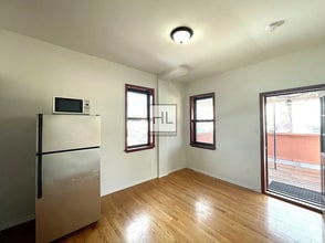 5 AVENUE in Brooklyn, NY - Building Photo - Building Photo