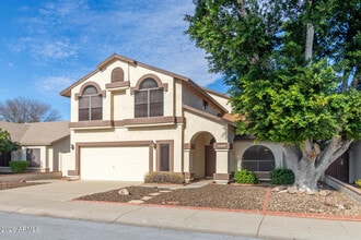 4334 W Behrend Dr in Glendale, AZ - Building Photo - Building Photo