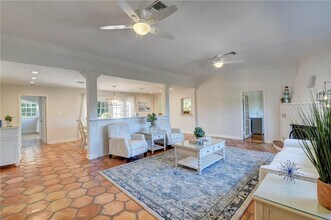 302 NW 11th St in Delray Beach, FL - Building Photo - Building Photo