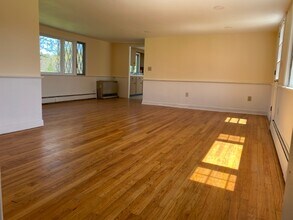 469 River Rd in Windham, ME - Building Photo - Building Photo