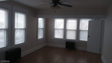 82 Elm St in North Arlington, NJ - Building Photo - Building Photo