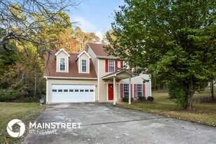 2568 Creek Terrace in Snellville, GA - Building Photo