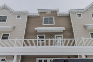 4834 Black Bear Dr in Traverse City, MI - Building Photo