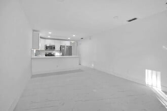 719 SW 10th St in Florida City, FL - Building Photo - Building Photo