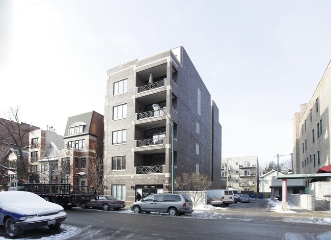 1520 N Sedgewick St in Chicago, IL - Foto de edificio - Primary Photo