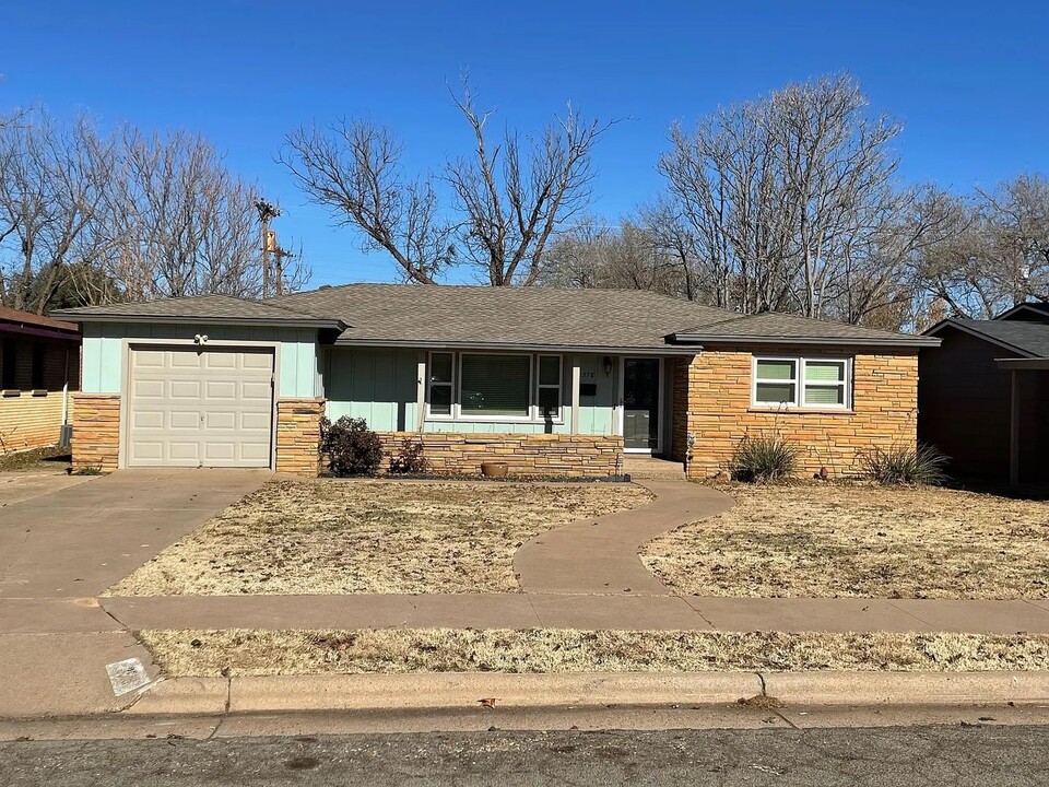 3518 39th St in Lubbock, TX - Building Photo