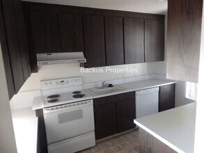 158 Kern St in Salinas, CA - Building Photo - Building Photo