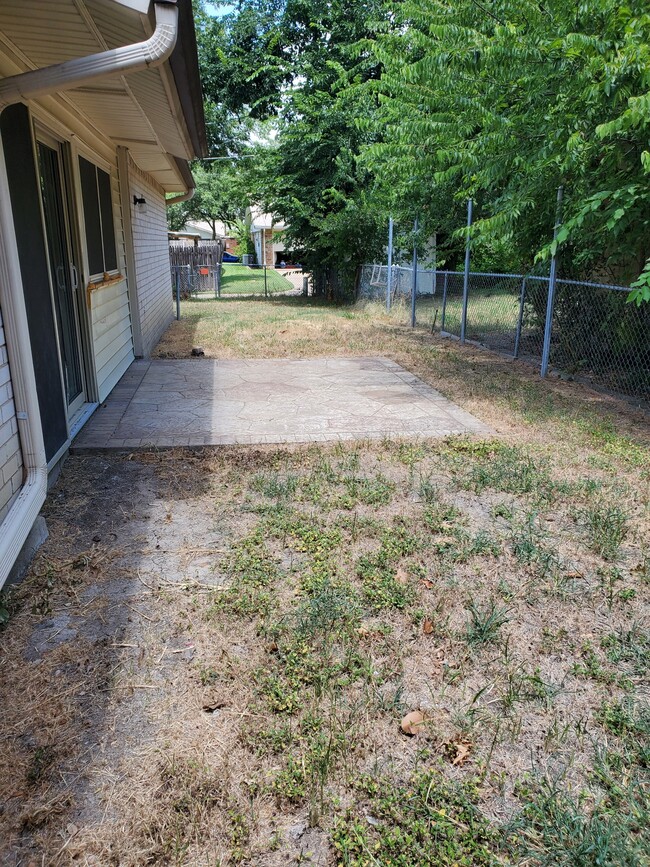 3134 Edelweiss Dr in Grand Prairie, TX - Building Photo - Building Photo