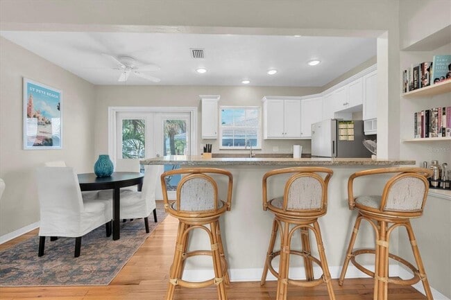 1800 Pass a Grille Way in St Pete Beach, FL - Building Photo - Building Photo