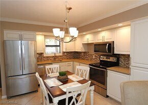 1015 Anglers Cove in Marco Island, FL - Building Photo