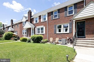 17 Dowling Ave in Audubon, NJ - Building Photo - Building Photo