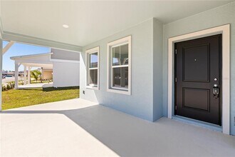 4658 Golden Knight Blvd in Kissimmee, FL - Building Photo - Building Photo