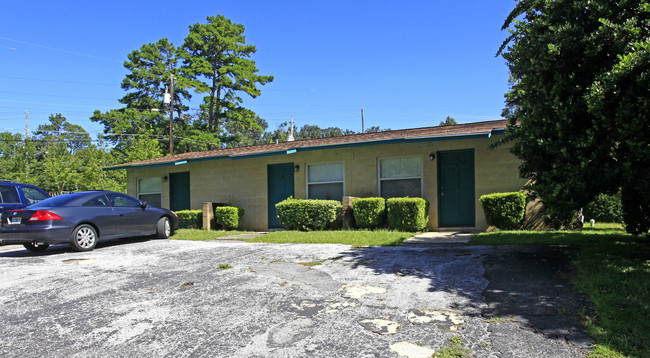 1415 Mccauley Rd in Tallahassee, FL - Building Photo - Building Photo