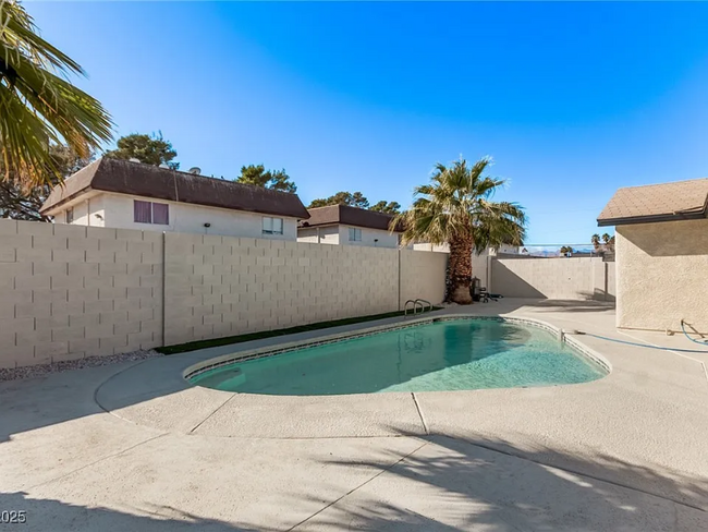 4321 Mott Cir in Las Vegas, NV - Building Photo - Building Photo