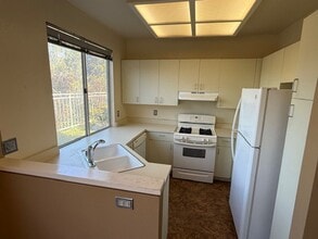 133 Tidewater Dr in Hercules, CA - Building Photo - Building Photo