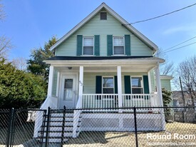 53 Henderson St, Unit 1 in Arlington, MA - Building Photo