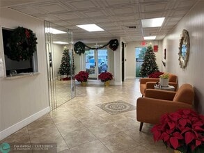 400 N Riverside Dr in Pompano Beach, FL - Building Photo - Building Photo