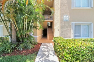 236 Village Blvd in Tequesta, FL - Building Photo - Building Photo