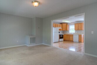 3326 Yellow Sulphur Rd in Blacksburg, VA - Building Photo - Building Photo