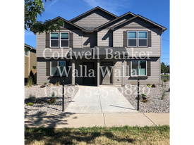 902-904 W Poplar St in Walla Walla, WA - Building Photo
