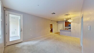 2215 Scholarship in Irvine, CA - Building Photo - Building Photo