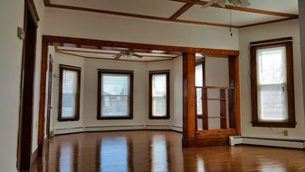 85 High St, Unit 3rd Floor in Haverhill, MA - Building Photo