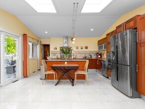 11 Mildred Rd in Newton, MA - Building Photo - Building Photo