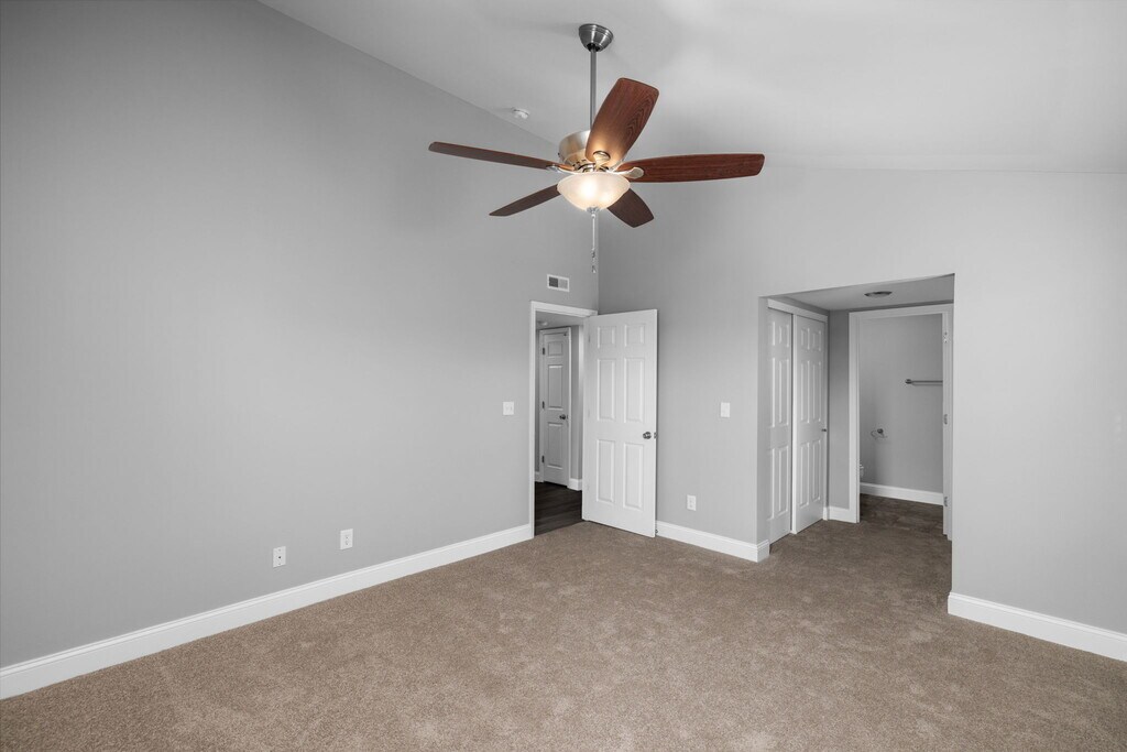 Kings Gate Apartments in Kirkwood, MO