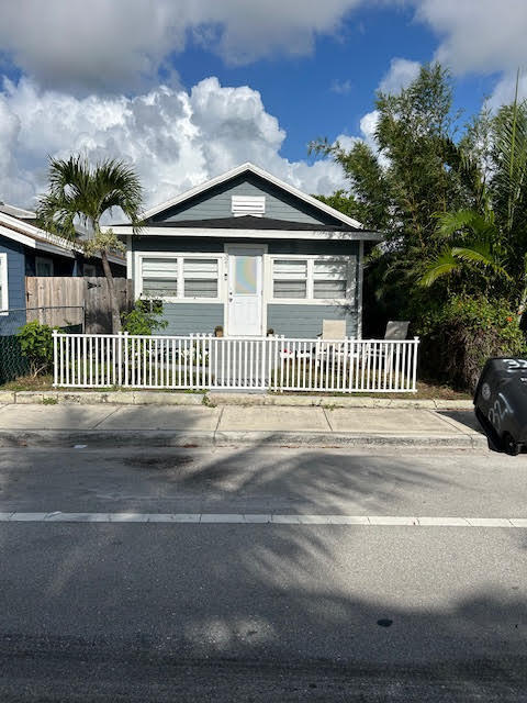 property at 321 N J St